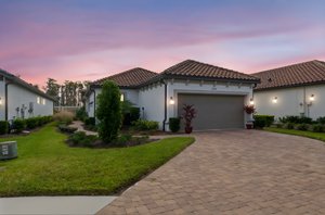 P1018192 day to dusk.jpeg