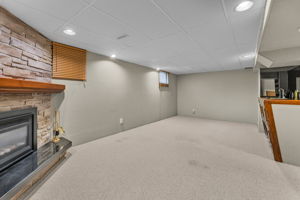 Photo 34