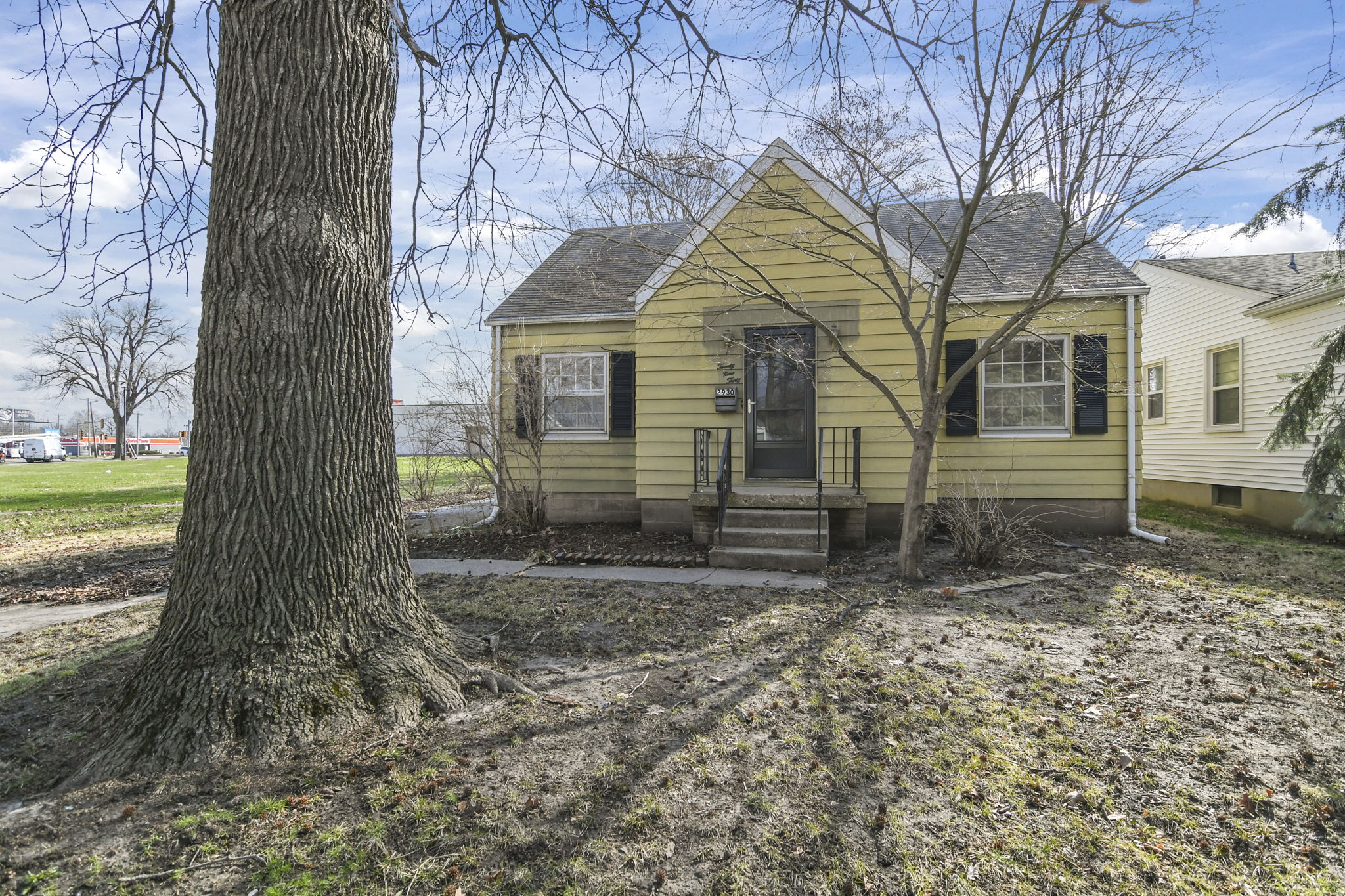 2930 S 5th St, Southern View, IL 62703 Design Eyes Photography