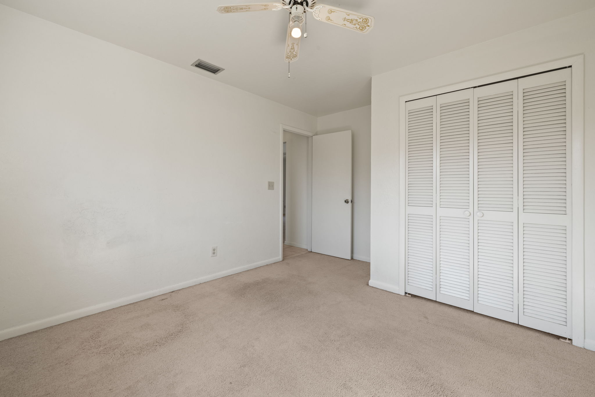 Guest Bedroom 4