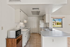 Kitchen 3