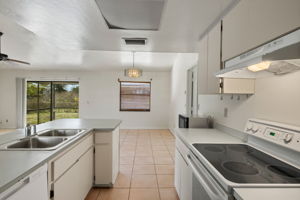 Kitchen 4
