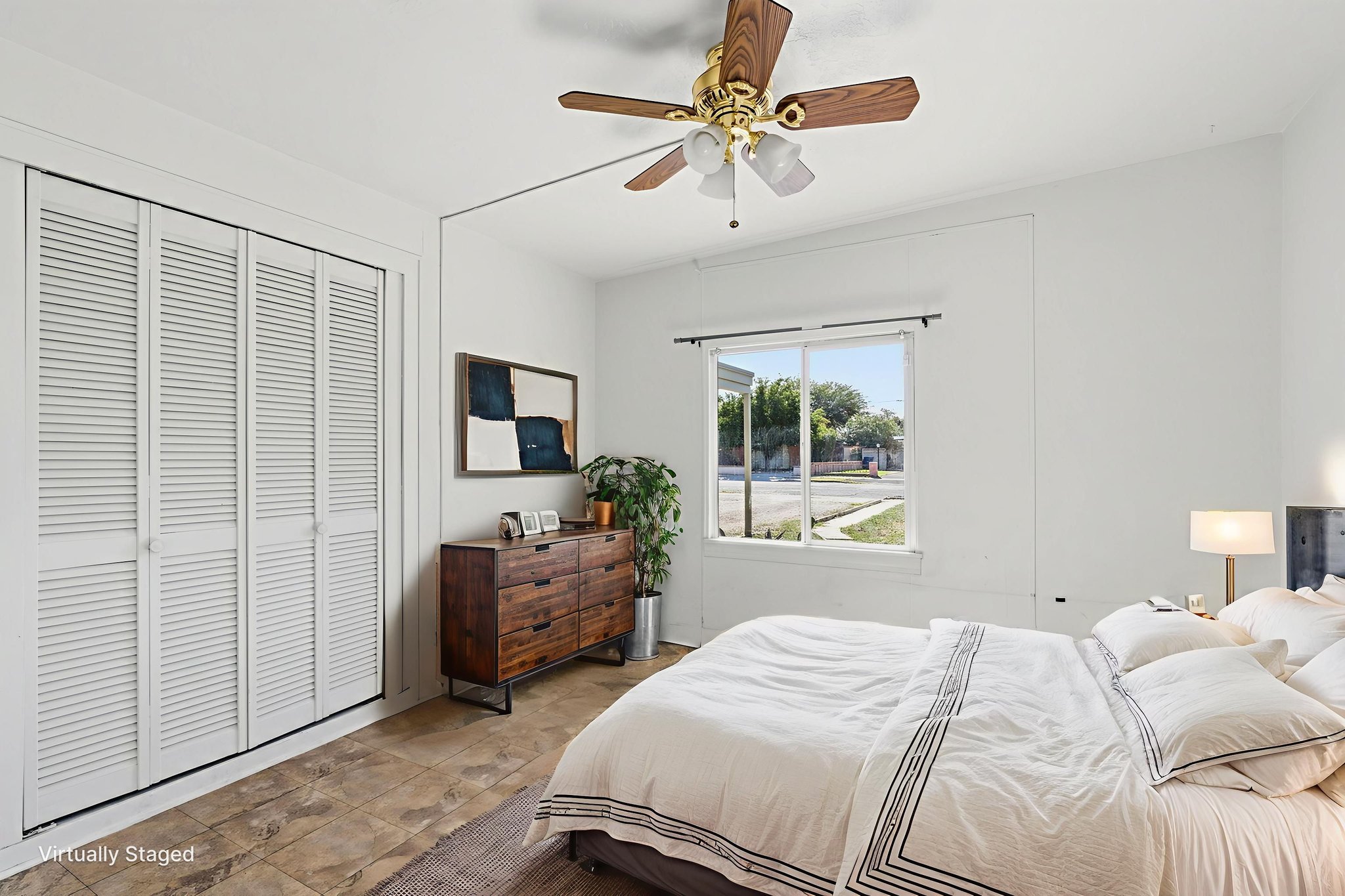 Eastland St-41 virtually staged.jpeg