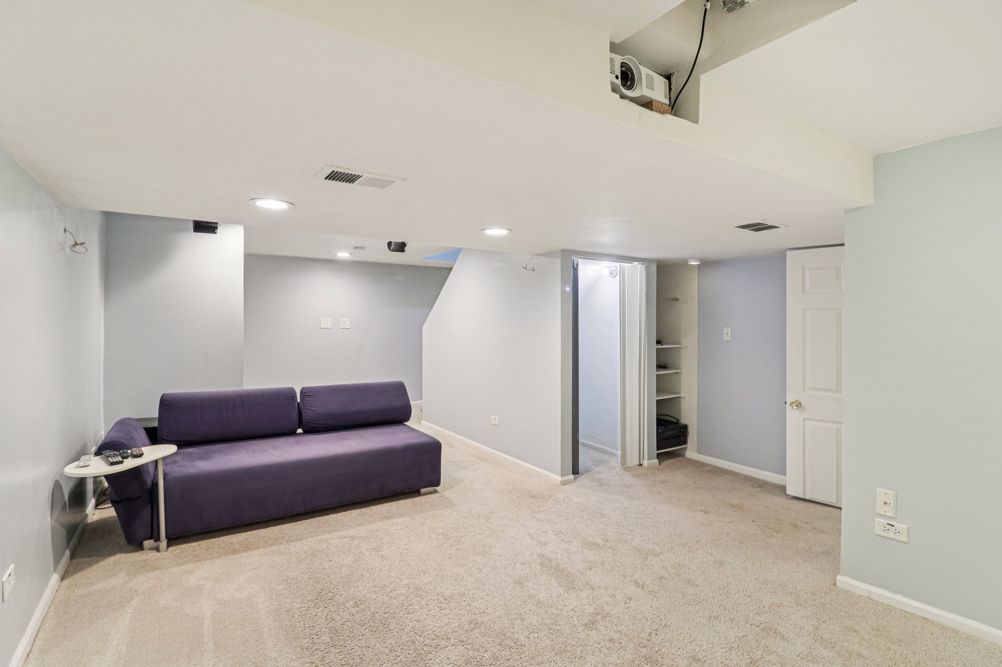 Greenleaf Ave-S2301-020.jpg