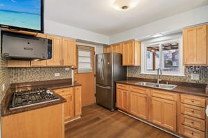 Greenleaf Ave-S2301-014.jpg