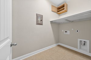  Photo 37