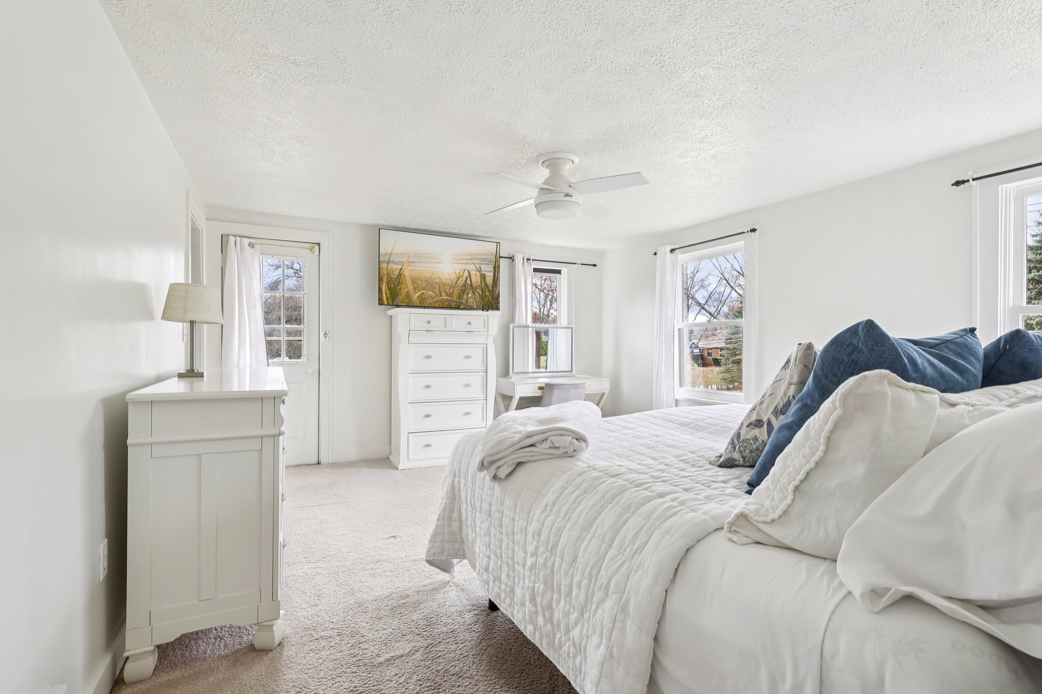 Dover Center Rd-S1203-027.jpg