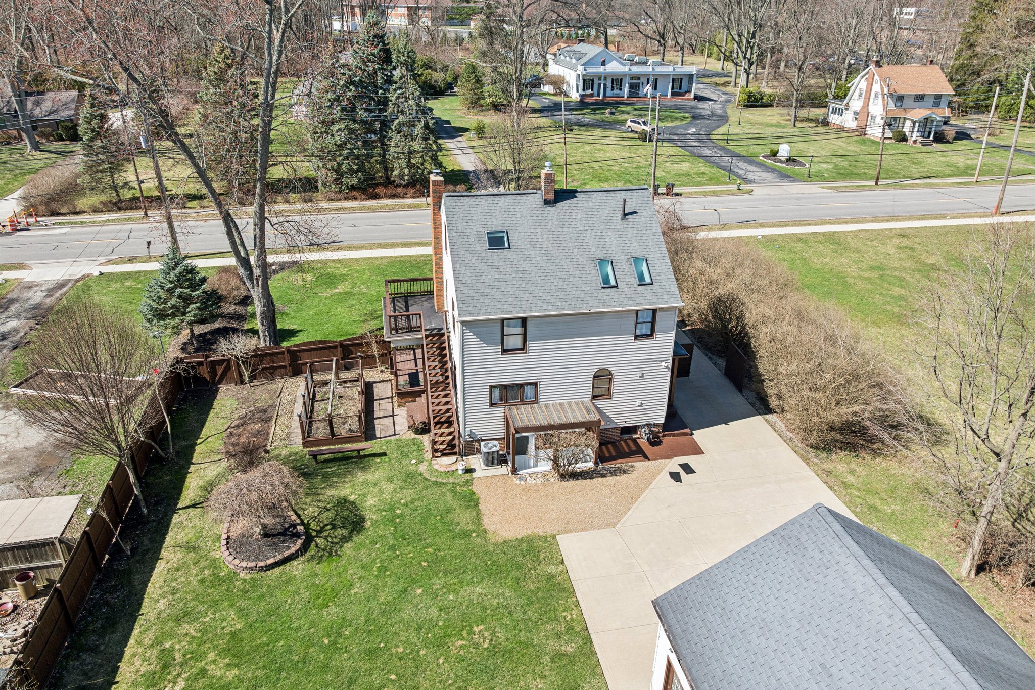 Dover Center Rd-S1303-035.jpg