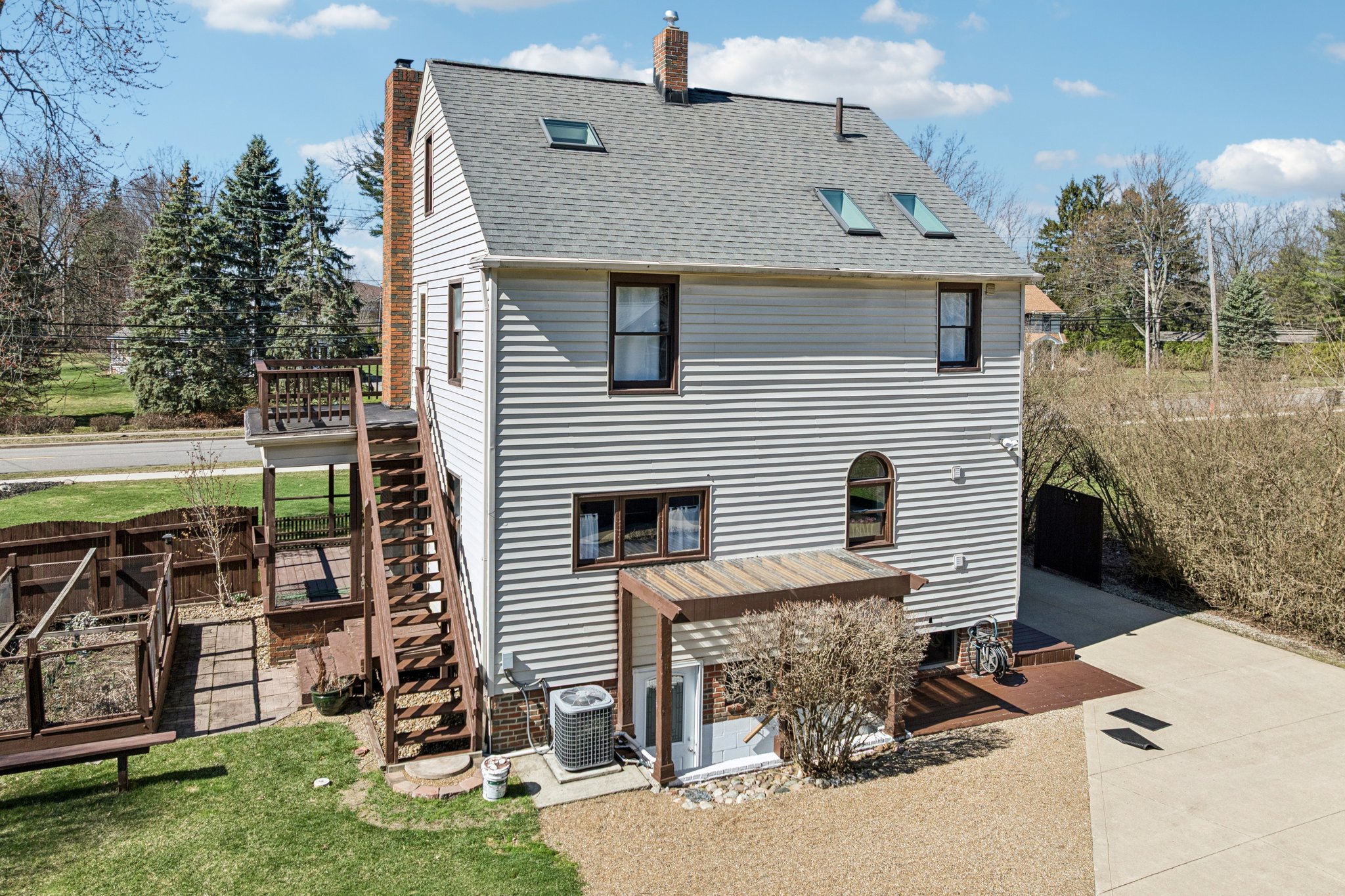 Dover Center Rd-S1303-039.jpg