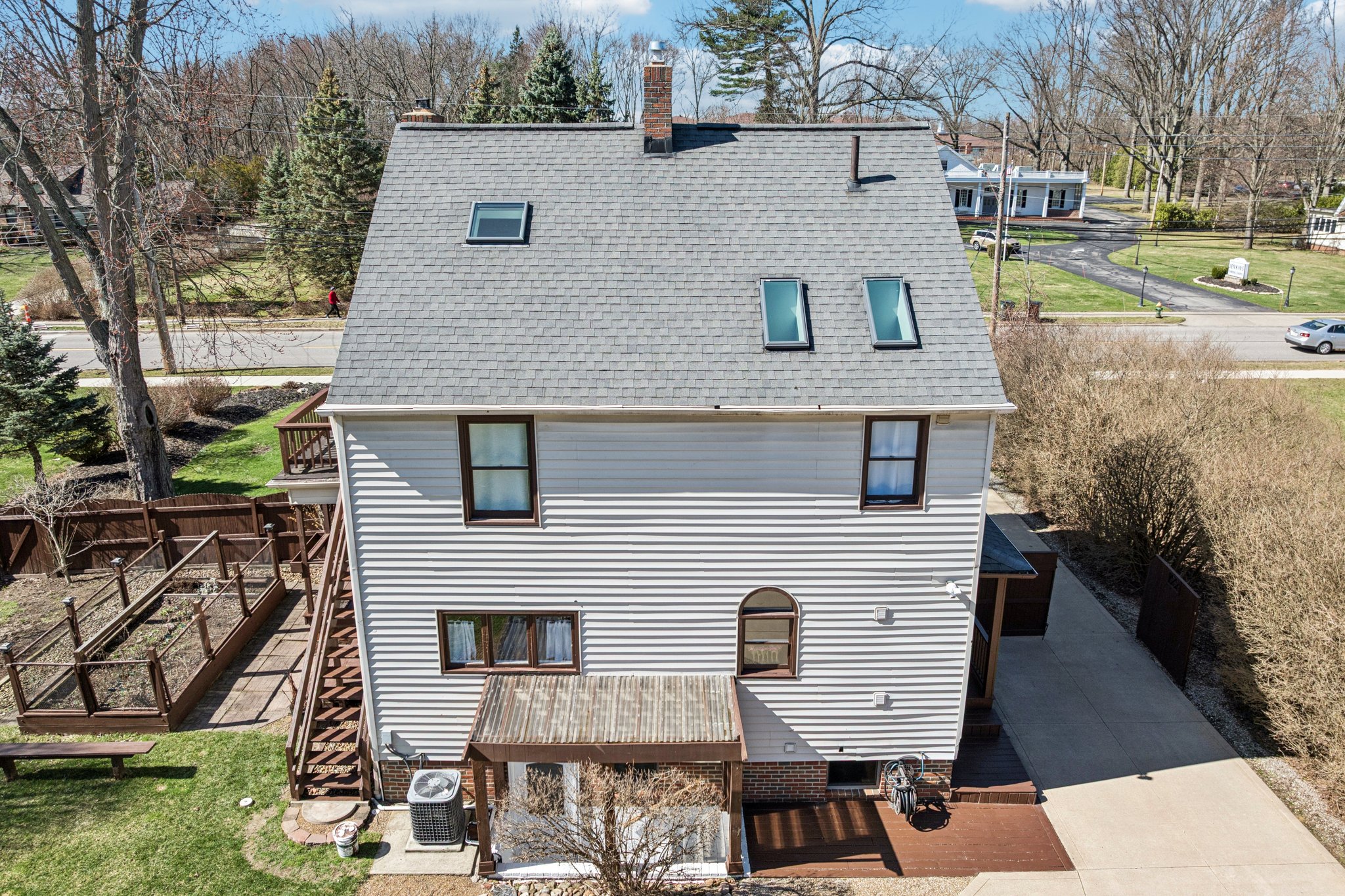 Dover Center Rd-S1303-040.jpg