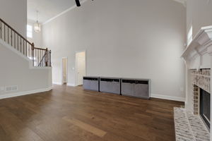  Photo 38