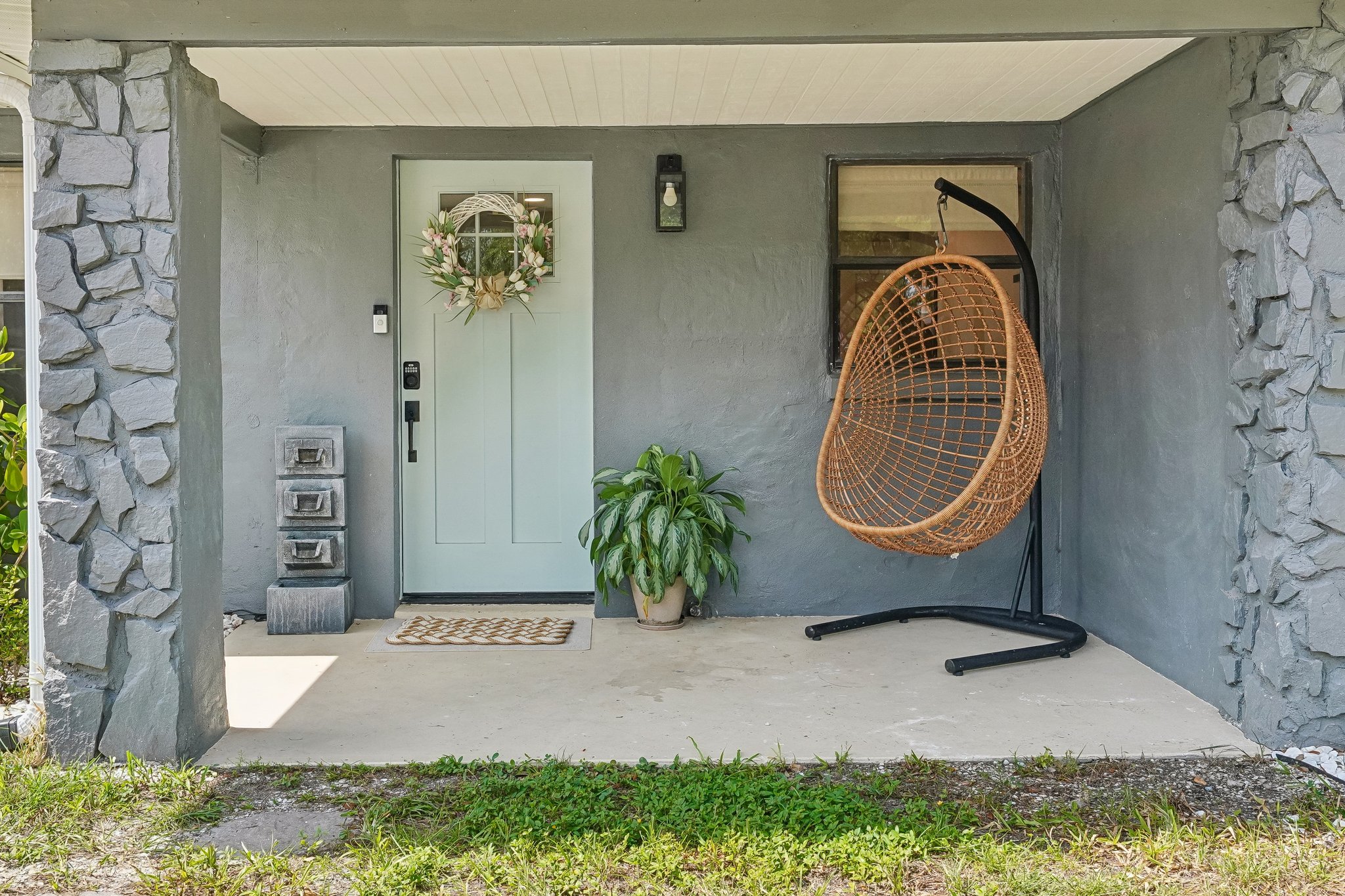 W Ellis Dr-S0107-008.jpg