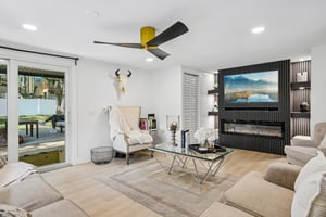 W Ellis Dr-S0107-012.jpg
