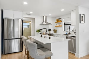 W Ellis Dr-S0107-030.jpg