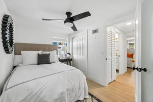W Ellis Dr-S0107-036.jpg