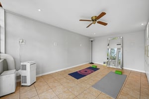 W Ellis Dr-S0107-041.jpg