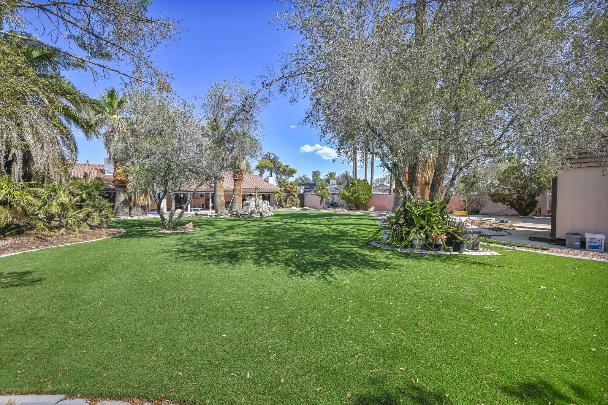  Photo 28