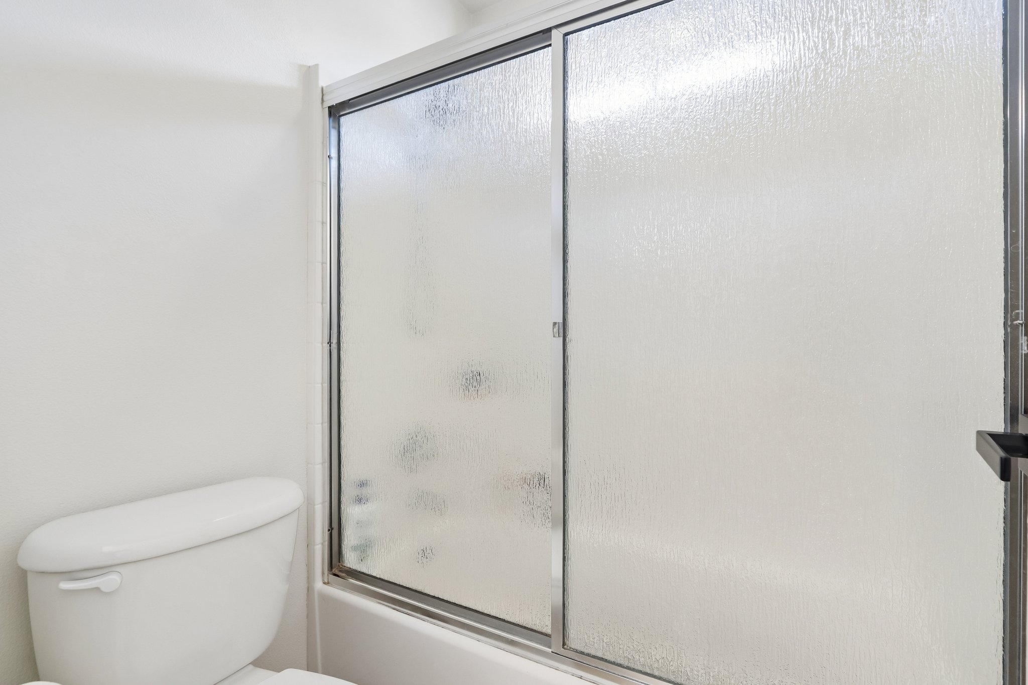 Grande Vista Ave-S2504-028.jpg