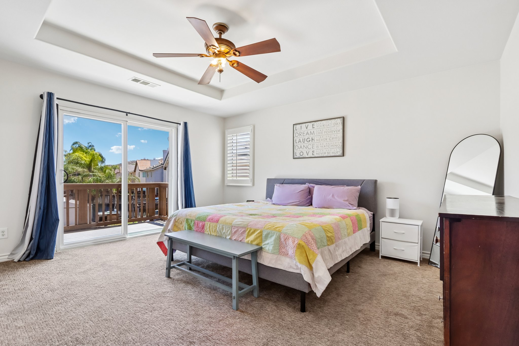 Grande Vista Ave-S2504-034.jpg