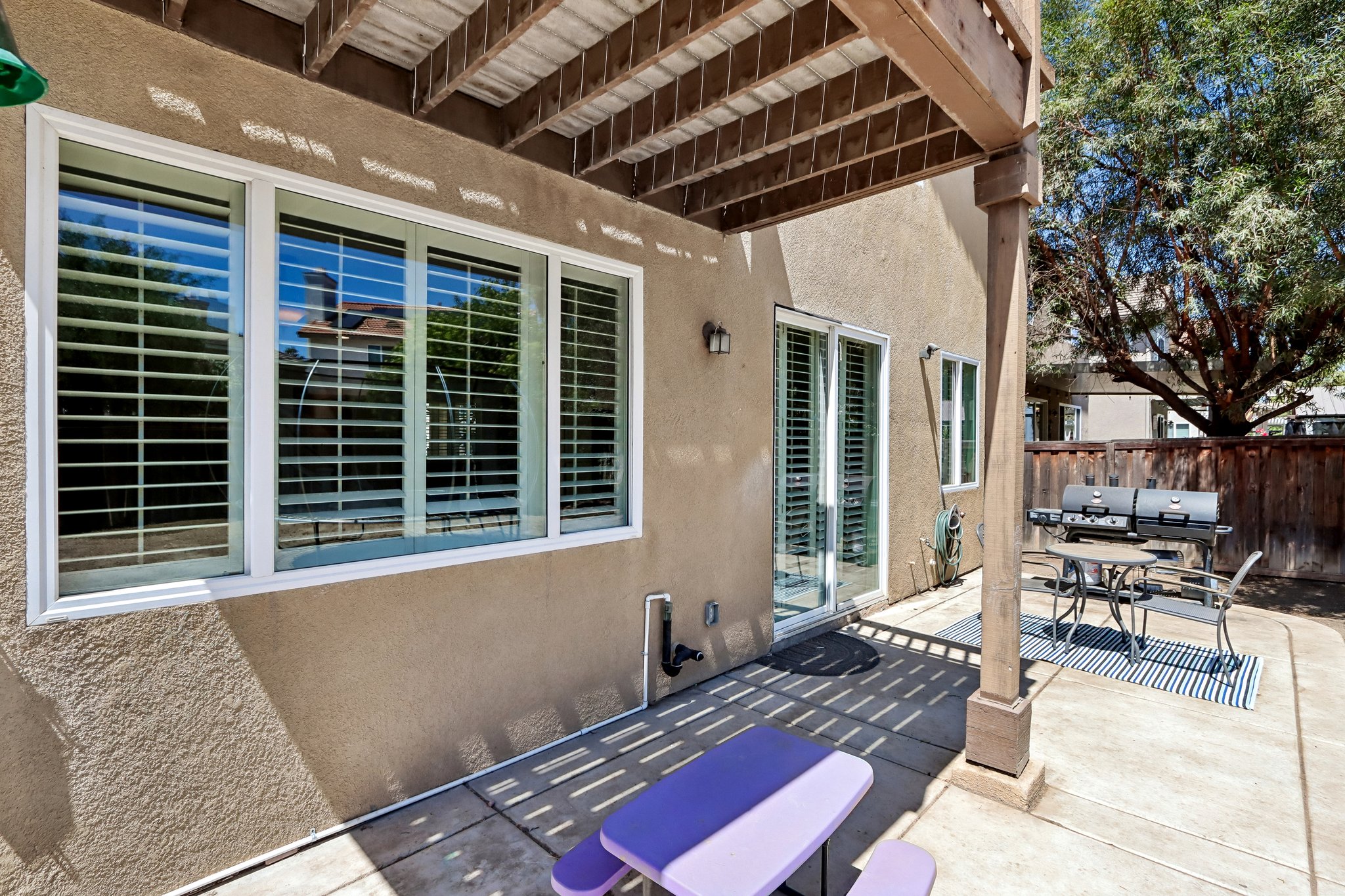 Grande Vista Ave-S2504-038.jpg