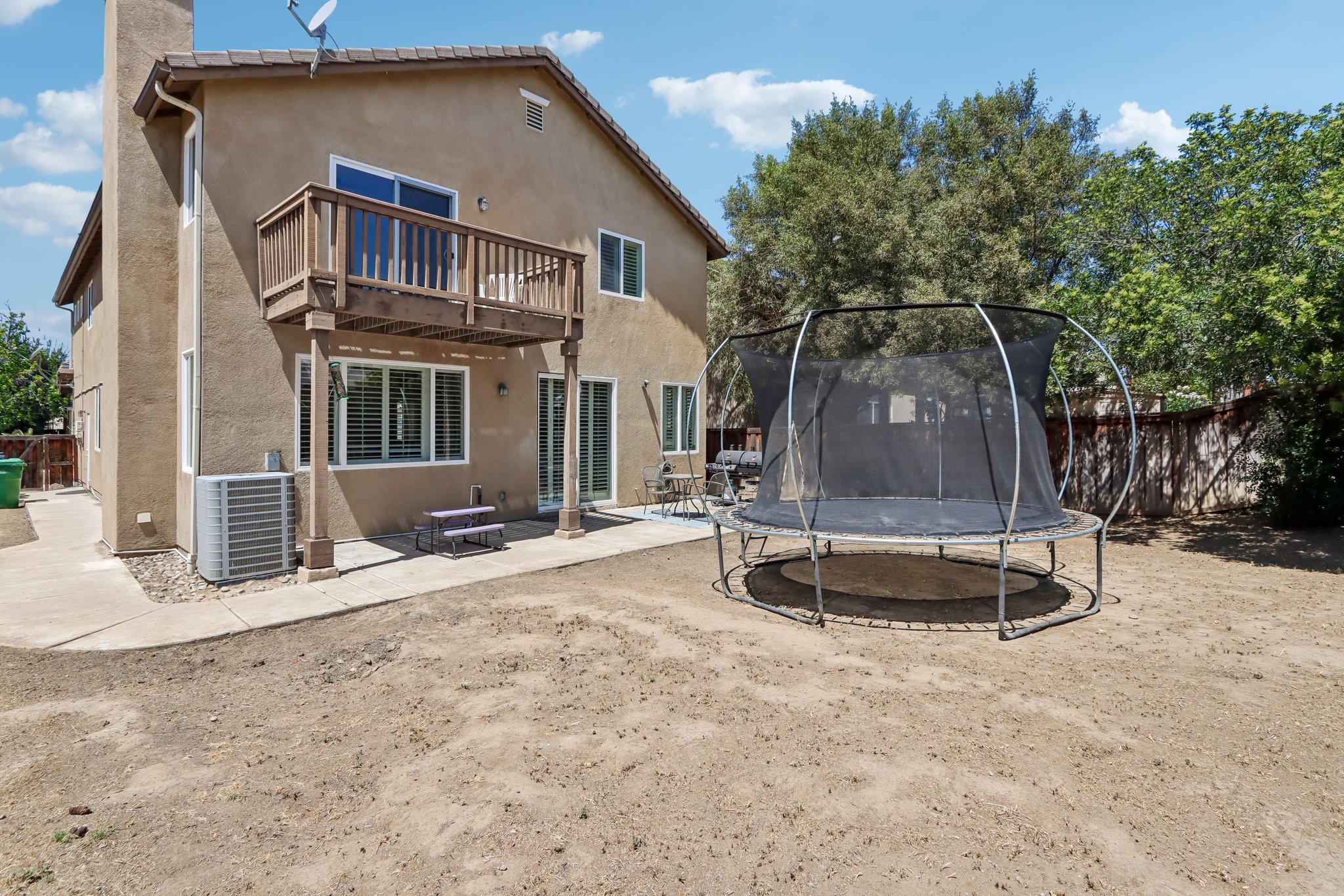 Grande Vista Ave-S2504-044.jpg