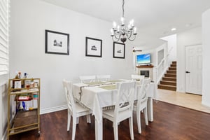 Grande Vista Ave-S2504-011.jpg