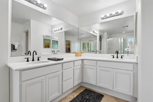 Grande Vista Ave-S2504-025.jpg