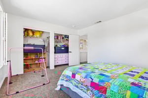 Grande Vista Ave-S2504-032.jpg