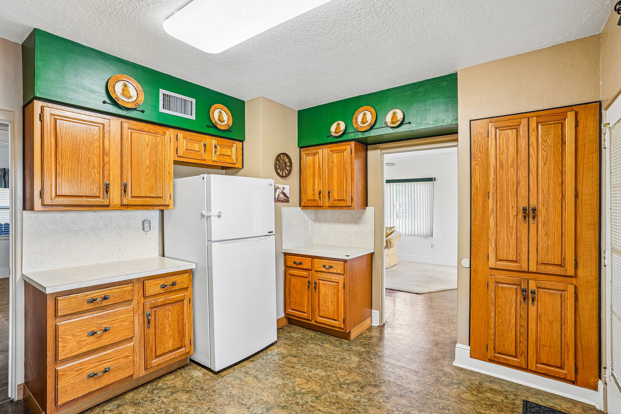 Lake Joanna Dr-S1606-016.jpg