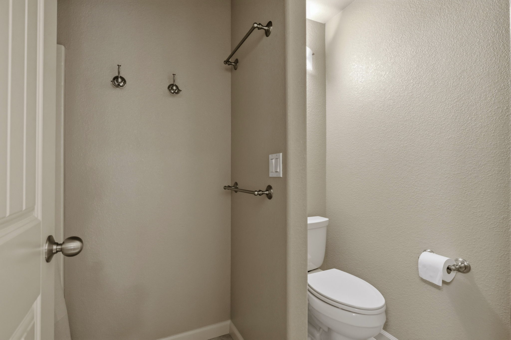  Photo 49