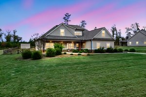 DJI_20250310145035_0017_D day to dusk.jpeg