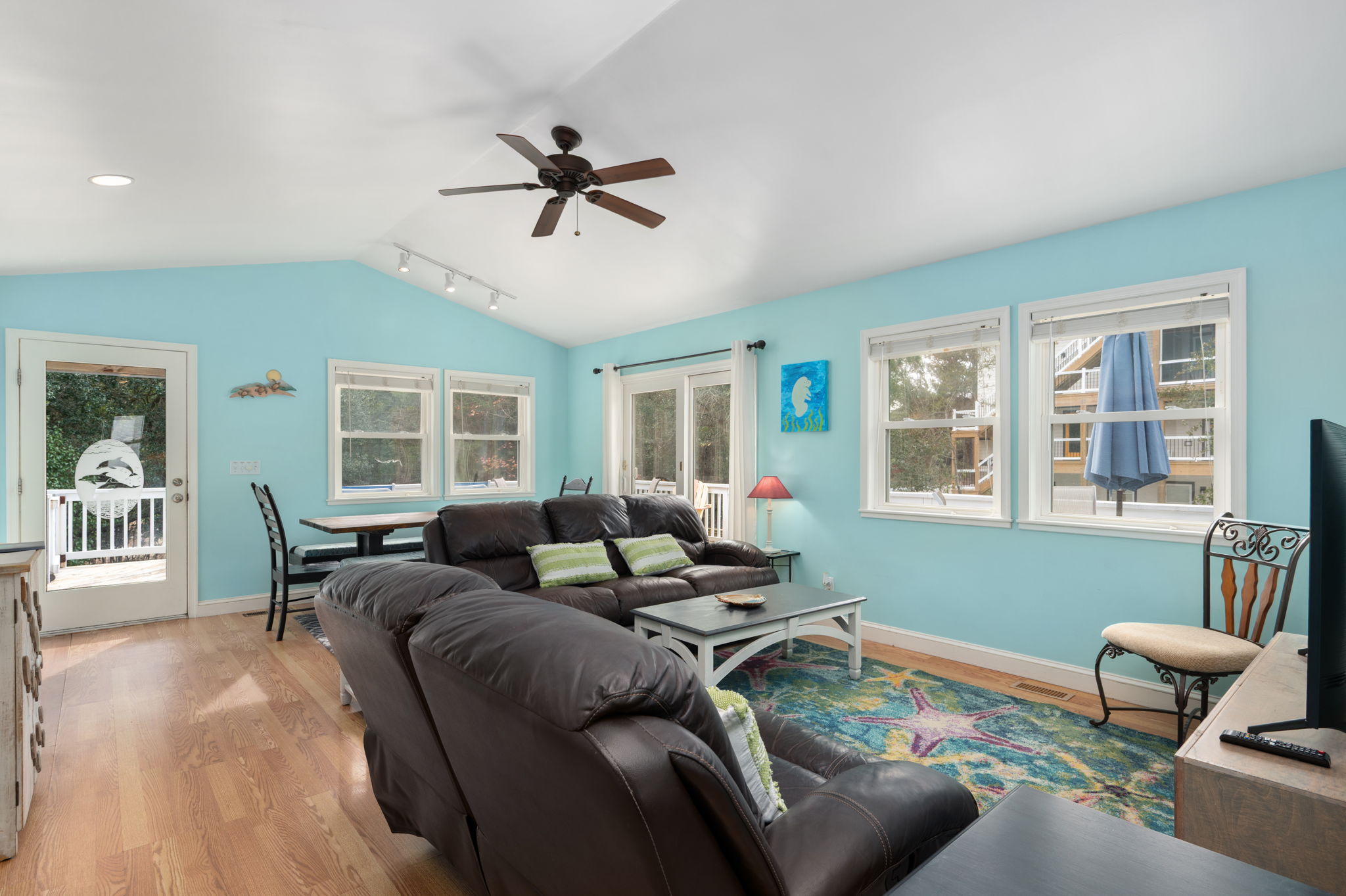 215-Duck-Rd-TL-Living-V5