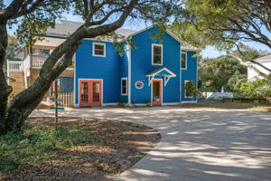 215-Duck-Rd-Front-Exterior-V2