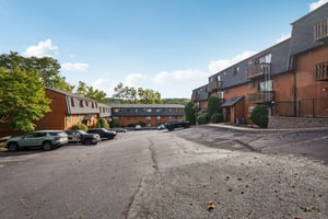 High Ave-S0110-003.jpg