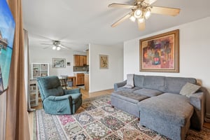 High Ave-S0110-008.jpg