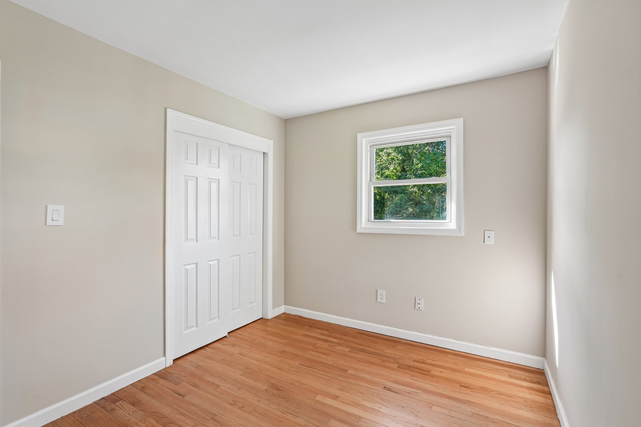 Orangeburg Rd-S0809-036.jpg