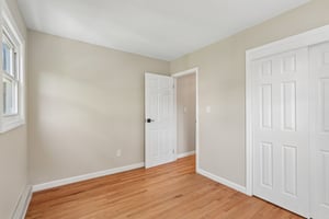 Orangeburg Rd-S0809-037.jpg