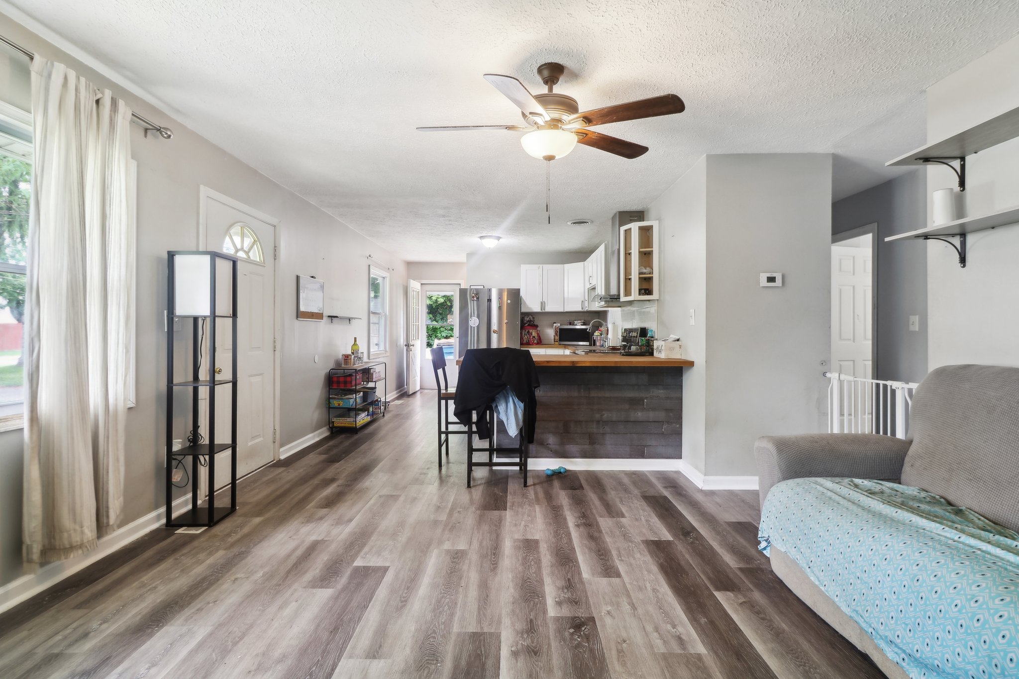 Stonehaven Dr-013.jpg