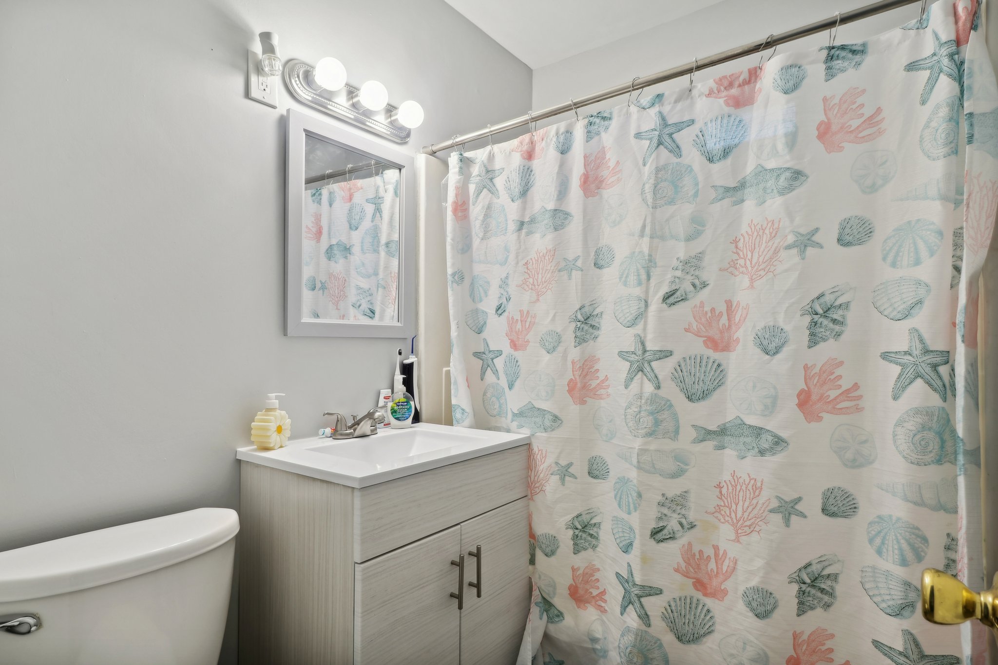 Stonehaven Dr-028.jpg
