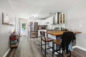 Stonehaven Dr-012.jpg