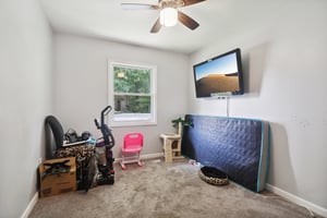 Stonehaven Dr-022.jpg