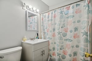 Stonehaven Dr-028.jpg