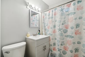 Stonehaven Dr-029.jpg