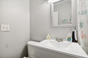 Stonehaven Dr-031.jpg