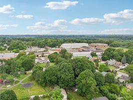 Stonehaven Dr-052.jpg