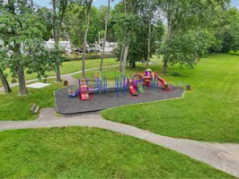 Stonehaven Dr-057.jpg