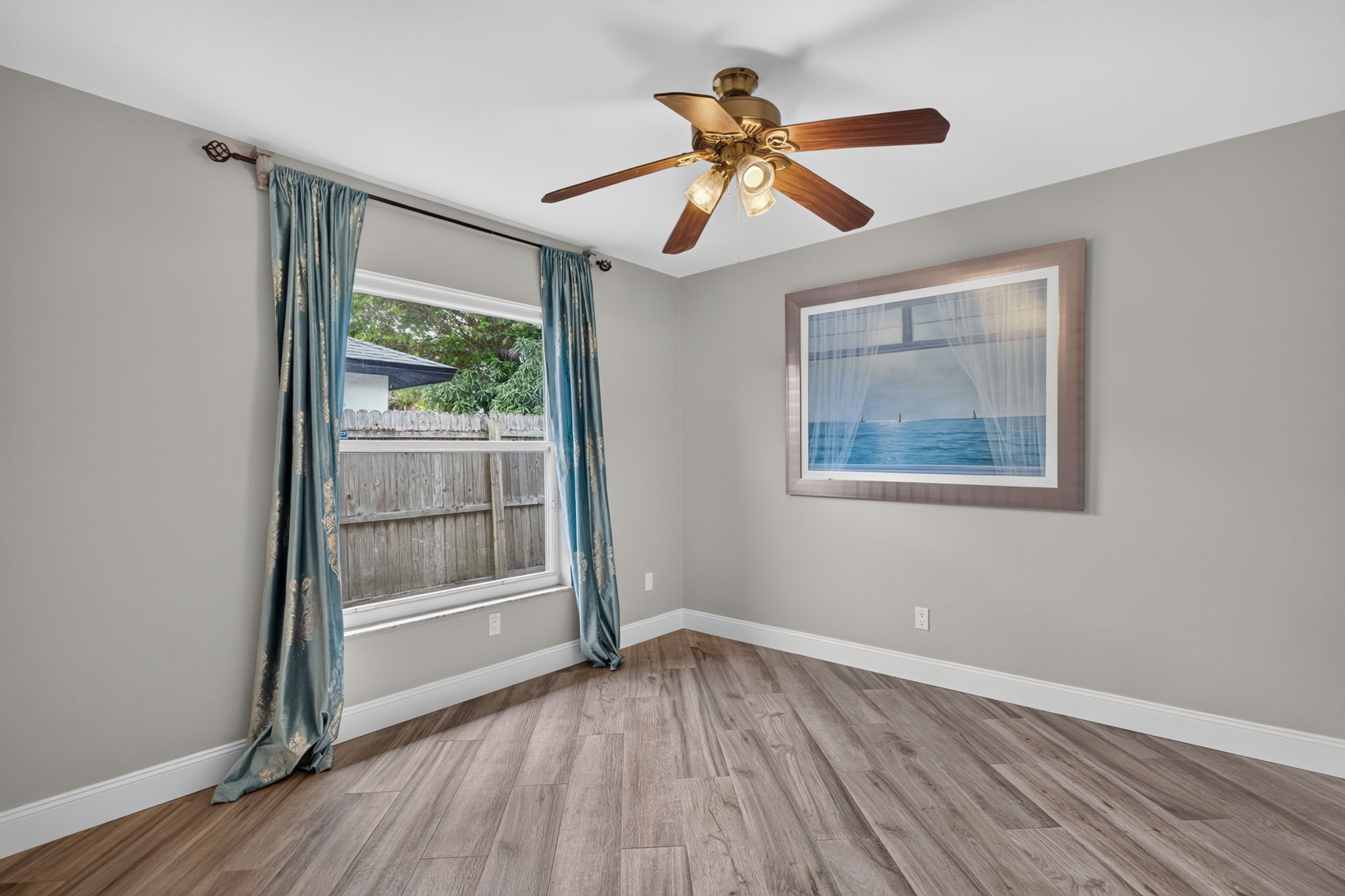 Guest Bedroom 2- 1 of 2
