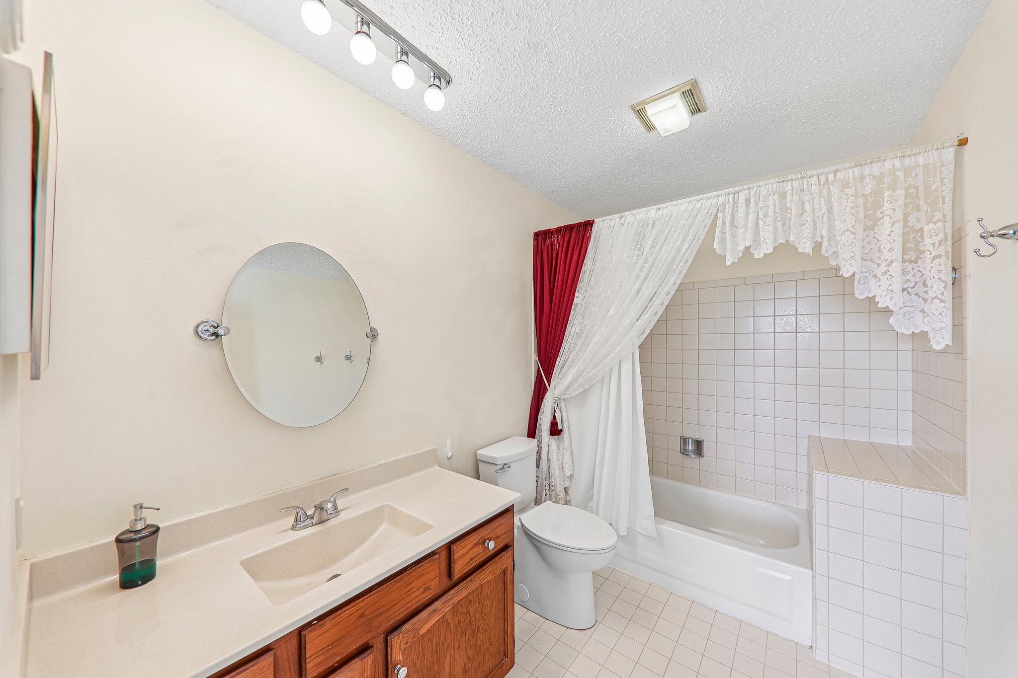 2940 Katie Ct-S2010-030.jpg