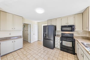 2940 Katie Ct-S2010-016.jpg