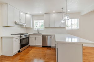 016_2940 Somerset Ave _